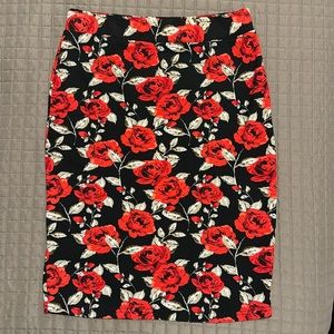 TEMT XL black floral skirt